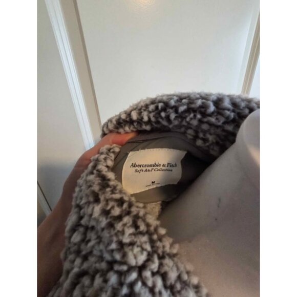 Abercrombie and Fitch sherpa vest mens medium - Picture 4 of 6